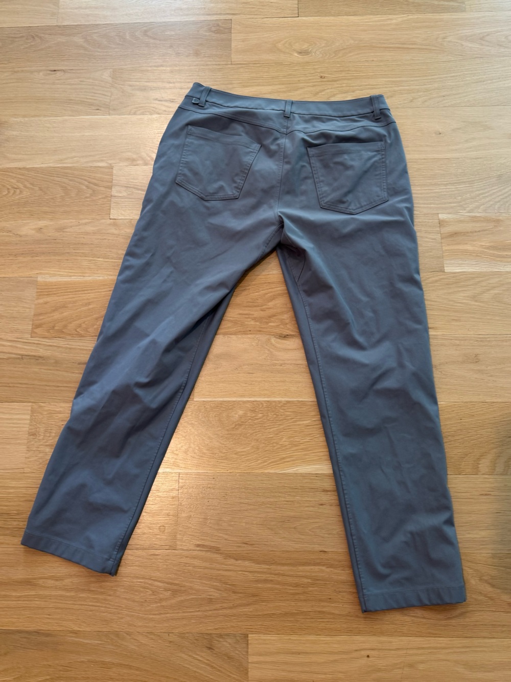 lululemon athletica Men's Slim Chinos in Slate 34x32
